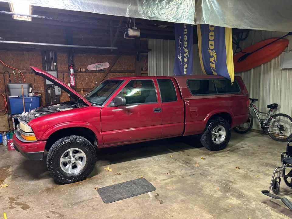 2003 Chevrolet S-10 - Image 6 of 16