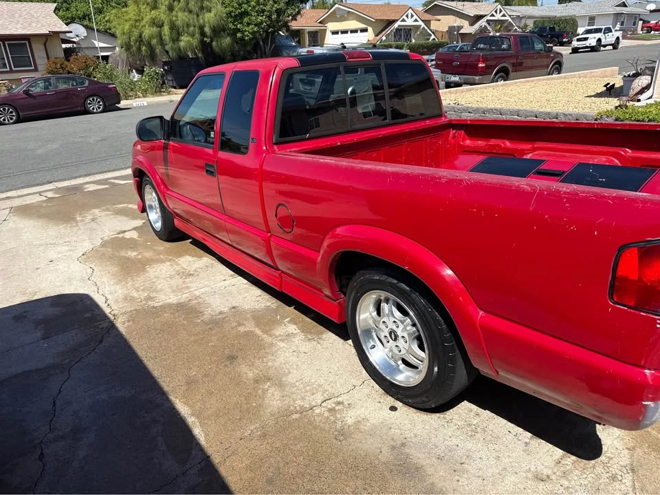 2003 Chevrolet S-10 - Image 3 of 7