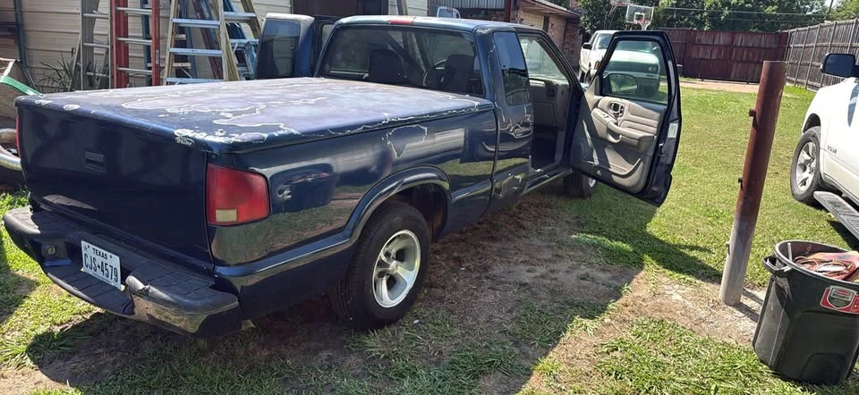 2003 Chevrolet S-10 - Image 3 of 8