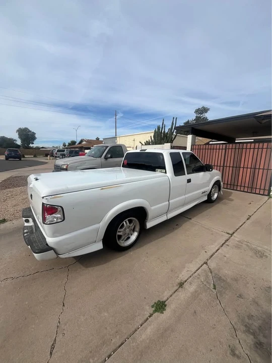 2003 Chevrolet S-10 - Image 3 of 6