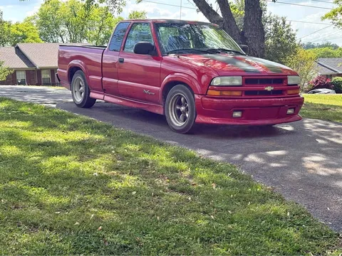 2003 Chevrolet S10 Extended Cab Pickup