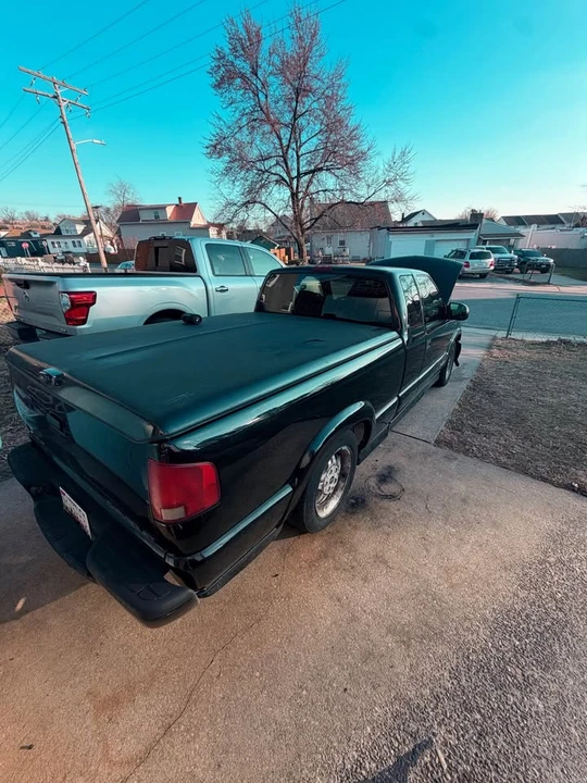 2003 Chevrolet S-10 - Image 7 of 9