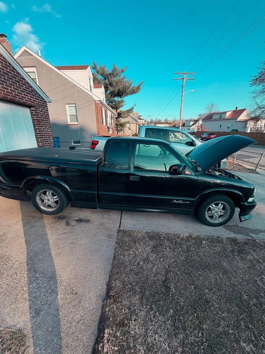 2003 Chevrolet S-10 - Image 3 of 9
