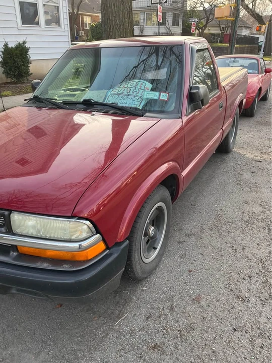 2003 Chevrolet S-10 - Image 8 of 10