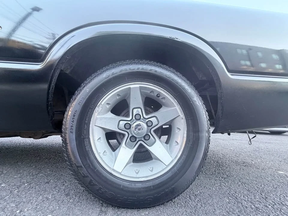 2003 Chevrolet S-10 - Image 16 of 18