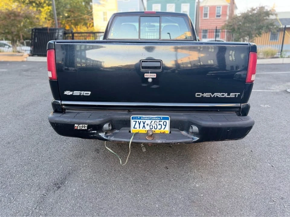 2003 Chevrolet S-10 - Image 5 of 18