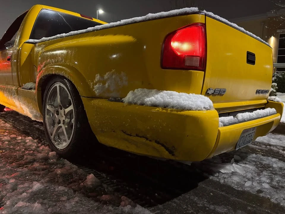2003 Chevrolet S-10 - Image 2 of 8