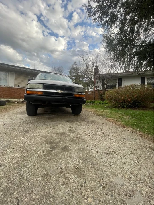 2003 Chevrolet S-10 - Image 3 of 5