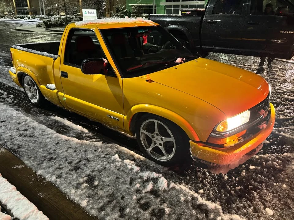 2003 Chevrolet S-10 - Image 4 of 8