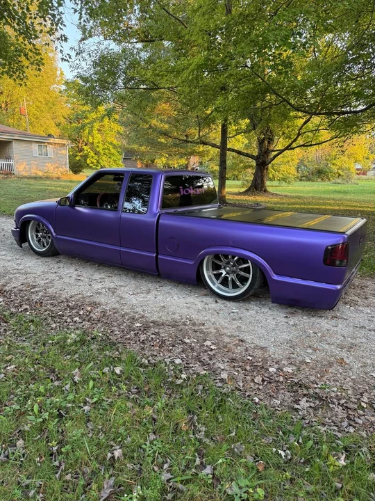 2003 Chevrolet S-10 - Image 3 of 10