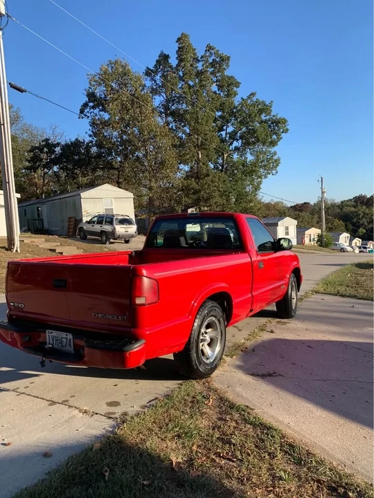 2003 Chevrolet S-10 - Image 3 of 13