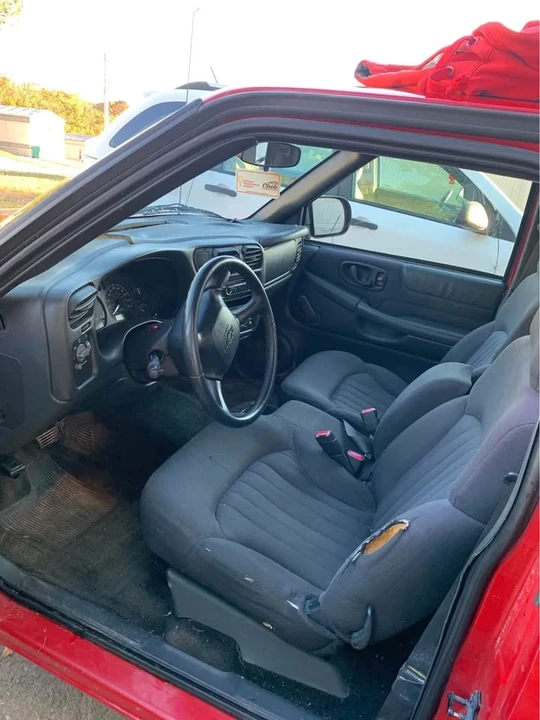 2003 Chevrolet S-10 - Image 10 of 13