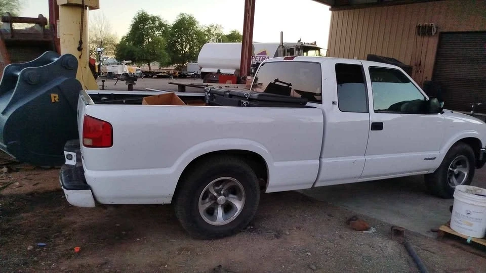 2003 Chevrolet S-10 - Image 7 of 9