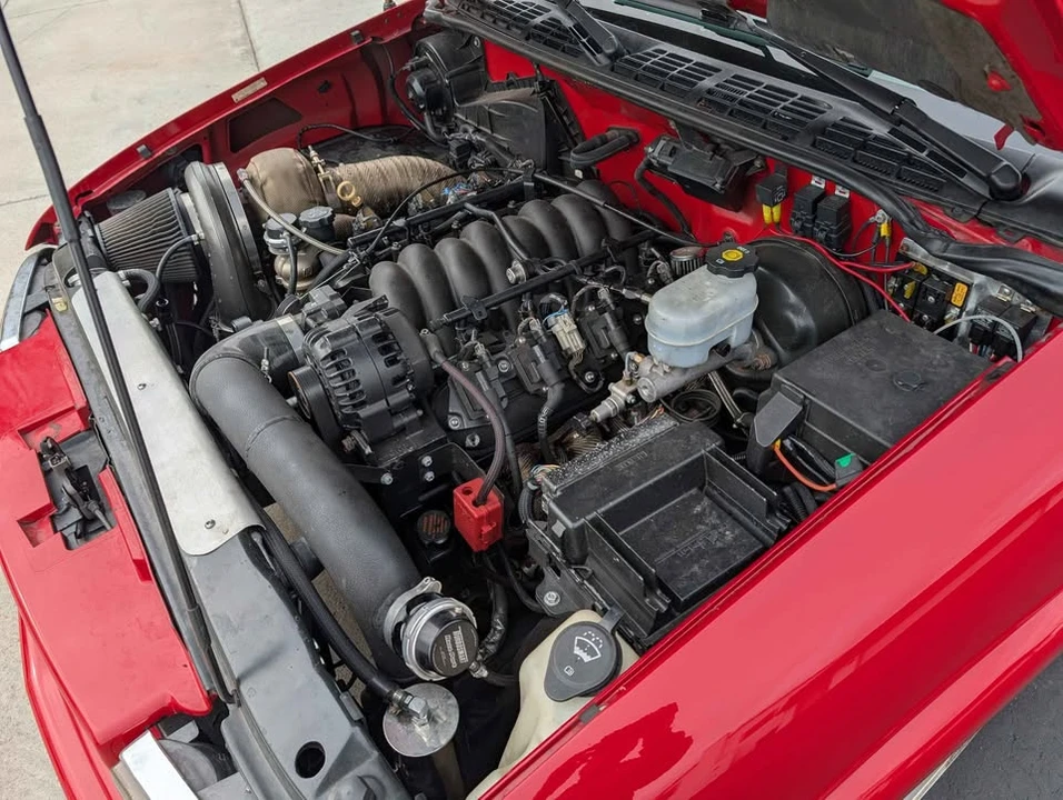 2003 Chevrolet S-10 - Image 2 of 10