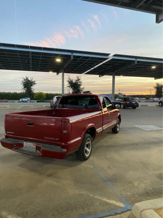 2003 Chevrolet S-10 - Image 4 of 6