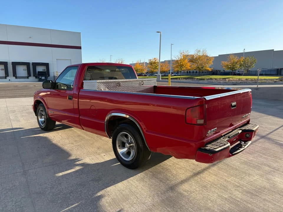 2003 Chevrolet S-10 - Image 6 of 12