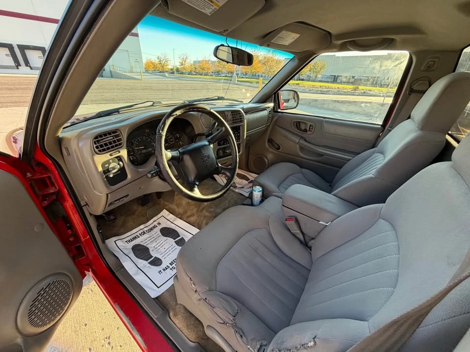 2003 Chevrolet S-10 - Image 7 of 12