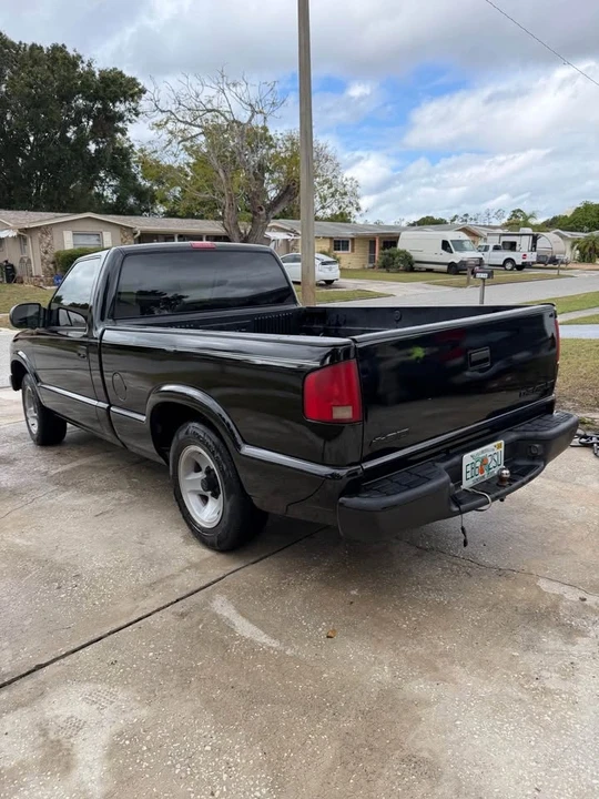 2003 Chevrolet S-10 - Image 5 of 8