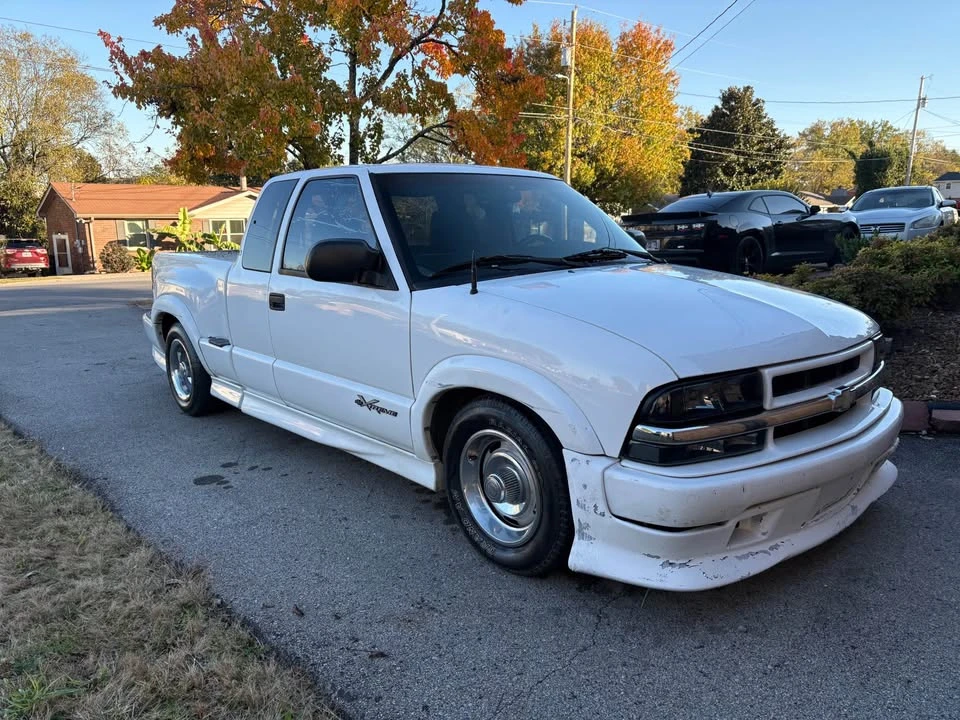 2003 Chevrolet S-10 - Image 3 of 6
