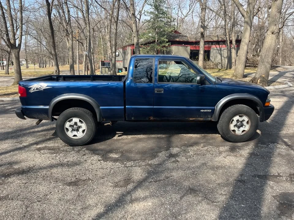 2003 Chevrolet S-10 Blazer 2nd Gen - Image 3 of 12