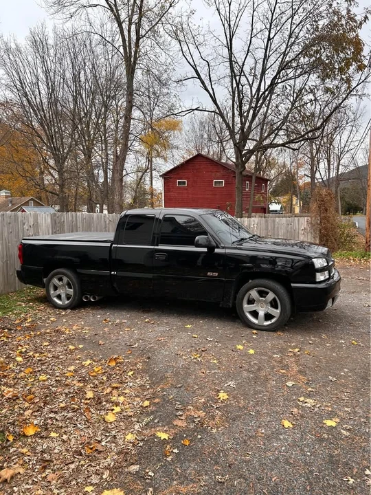 2003 Chevrolet Silverado 2nd Gen - Image 2 of 7
