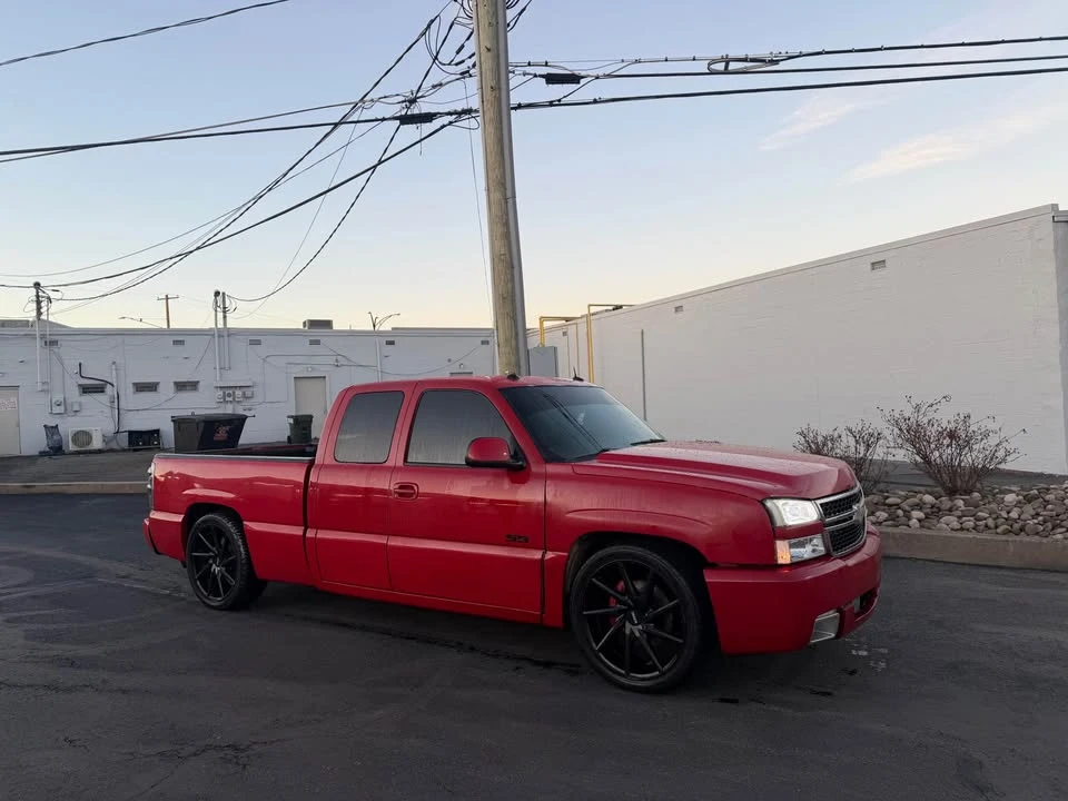 2003 Chevrolet Silverado 1st Gen - Image 2 of 3