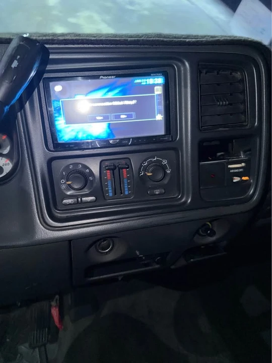 2003 Chevrolet Silverado 1st Gen - Image 9 of 9