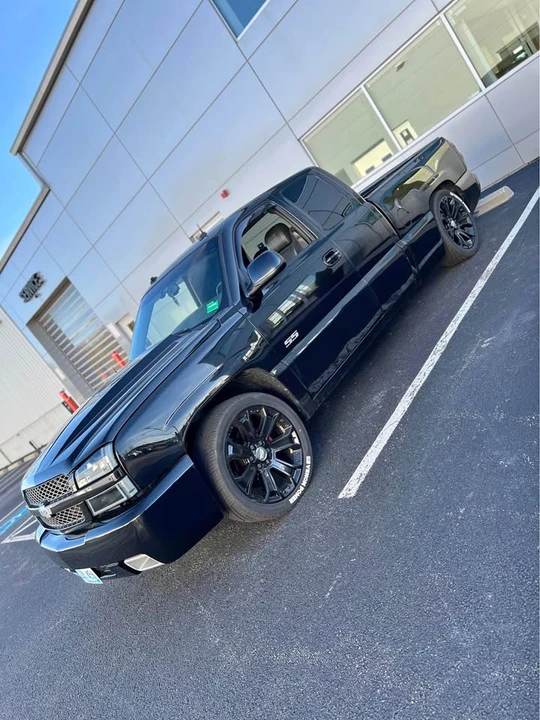 2003 Chevrolet Silverado 1st Gen - Image 2 of 5