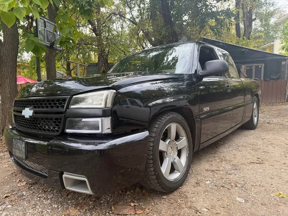 2003 Chevrolet SS - Image 2 of 5