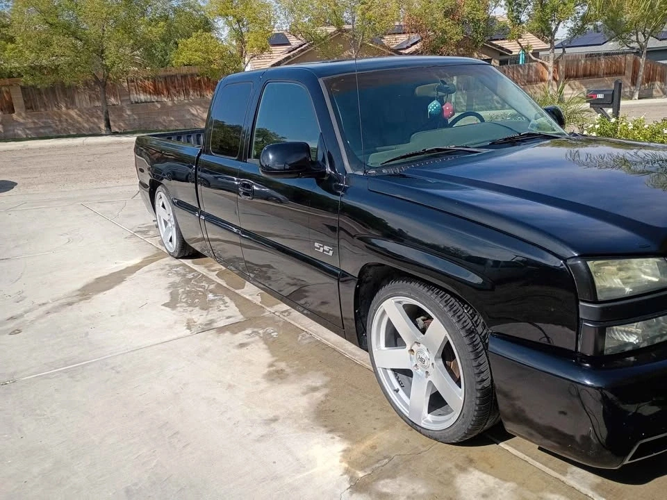 2003 Chevrolet SSR - Image 5 of 13