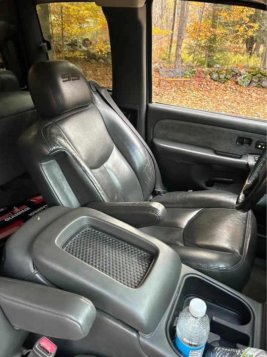 2003 Chevrolet SS - Image 6 of 6