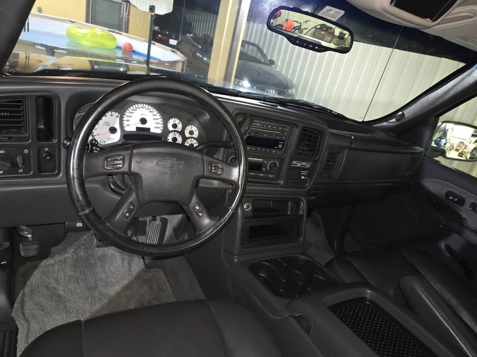 2003 Chevrolet SS - Image 3 of 5