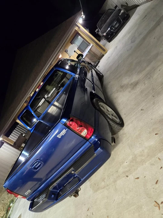 2003 Chevrolet SS - Image 2 of 5