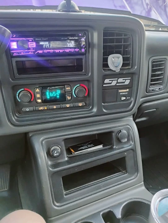 2003 Chevrolet SS - Image 2 of 8
