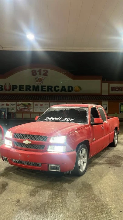 2003 Chevrolet SSR - Image 3 of 6