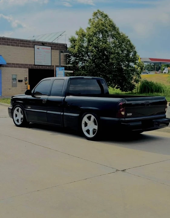 2003 Chevrolet SS - Image 4 of 6