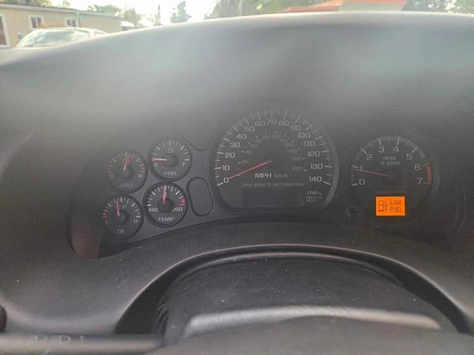 2003 Chevrolet SS - Image 10 of 15