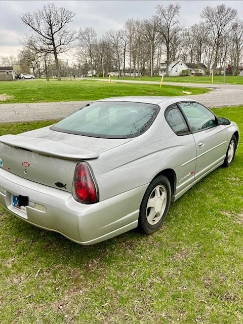 2003 Chevrolet SSR - Image 2 of 14