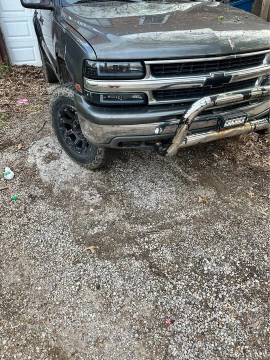 2003 Chevrolet Tahoe 2nd Gen - Image 2 of 4