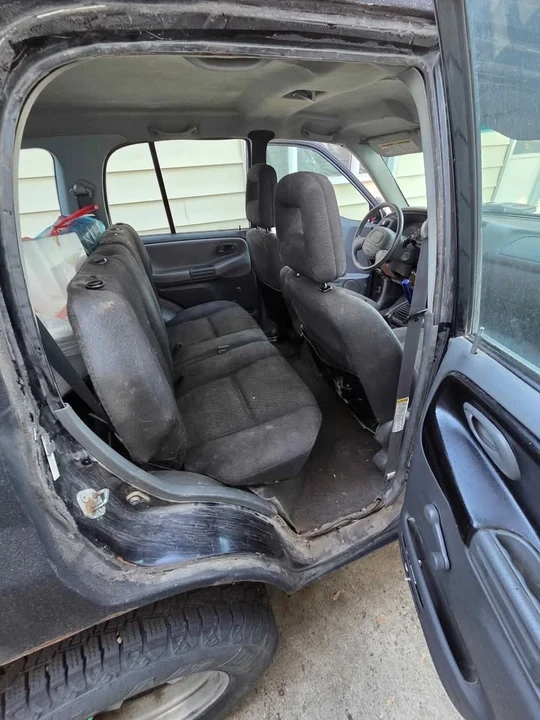 2003 Chevrolet Tracker - Image 12 of 16