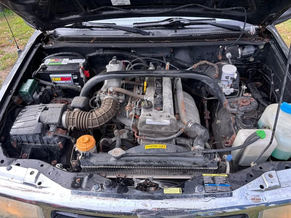 2003 Chevrolet Tracker - Image 9 of 10