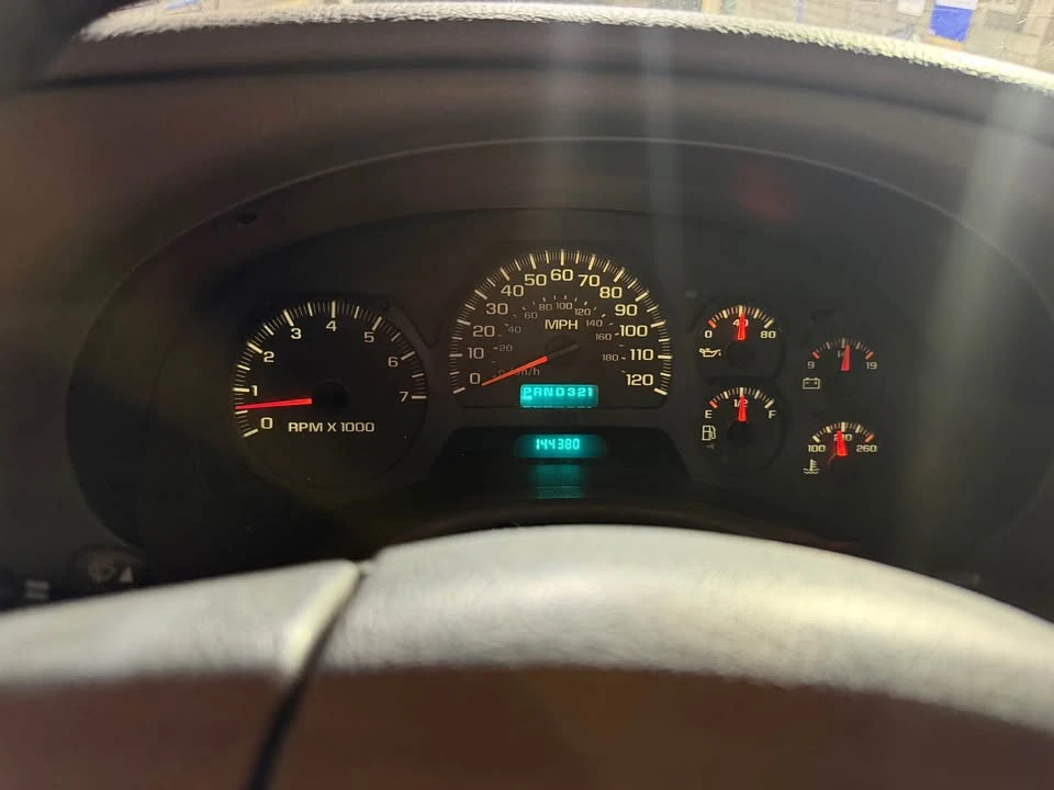 2003 Chevrolet Trailblazer - Image 7 of 10