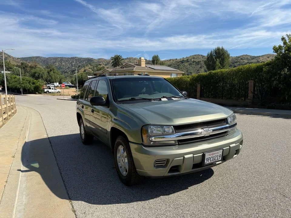 2003 Chevrolet Trailblazer - Image 3 of 19
