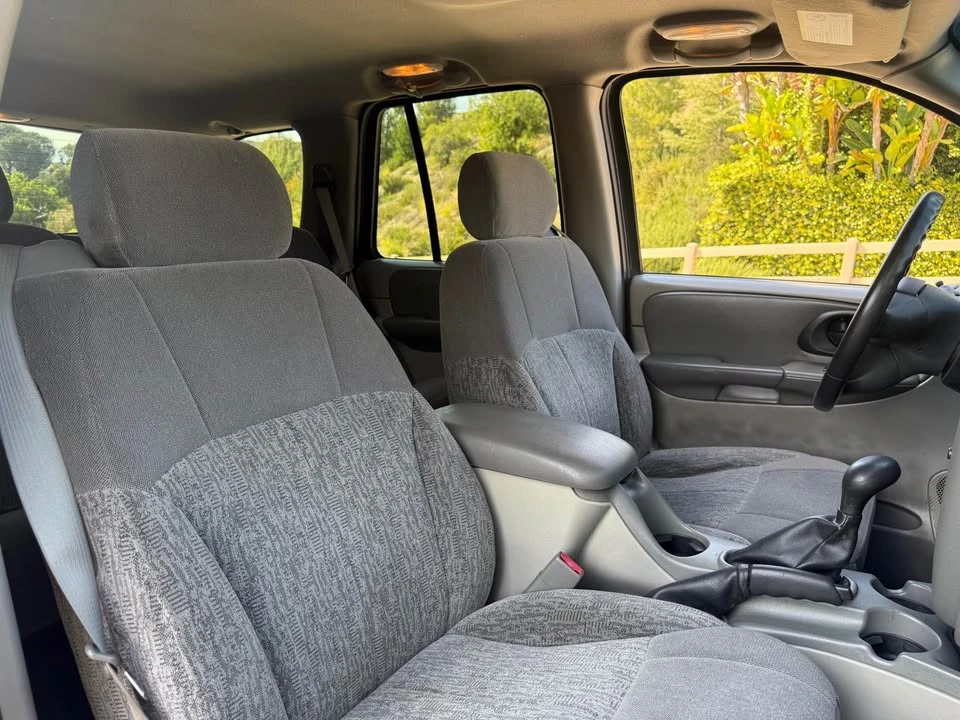 2003 Chevrolet Trailblazer - Image 12 of 19