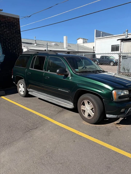 2003 Chevrolet Trailblazer - Image 2 of 6