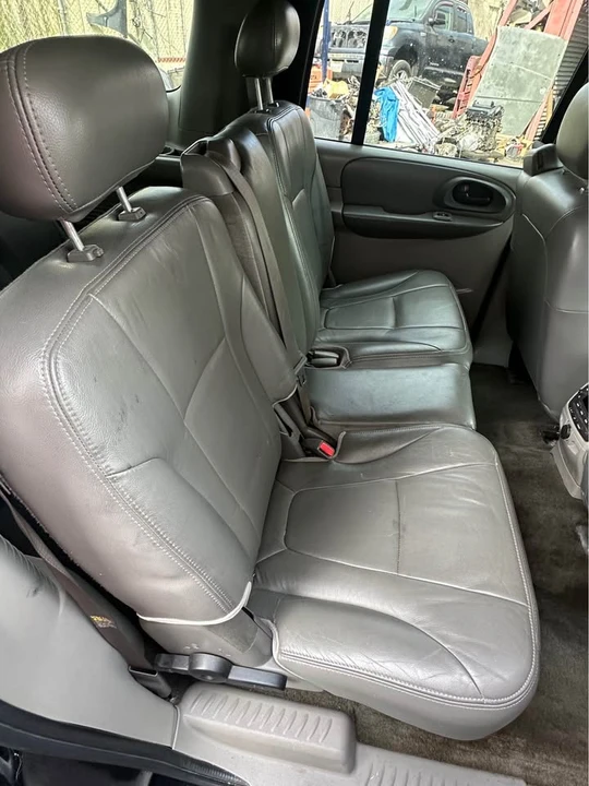 2003 Chevrolet Trailblazer - Image 12 of 19