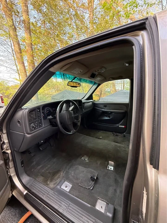 2003 Chevrolet Silverado 1st Gen - Image 2 of 10