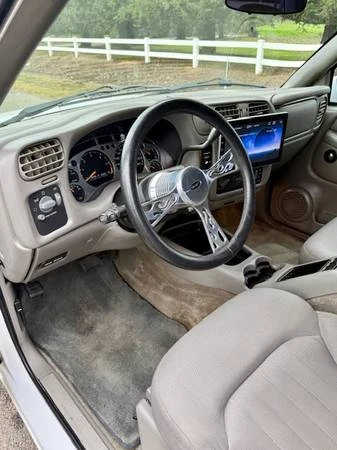 2003 Chevrolet S-10 - Image 3 of 9