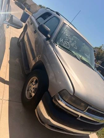 2003 Chevrolet Tahoe 2nd Gen - Image 2 of 10