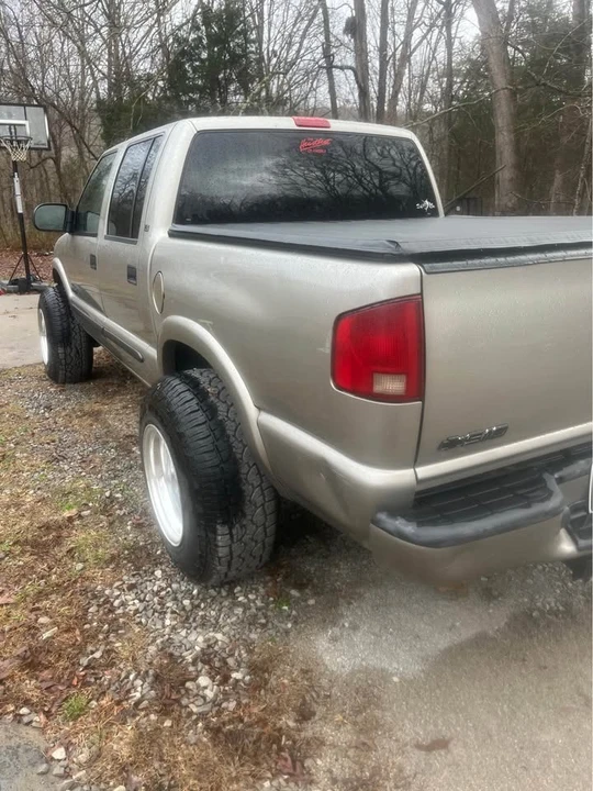 2003 Chevrolet S-10 Blazer 2nd Gen - Image 4 of 7